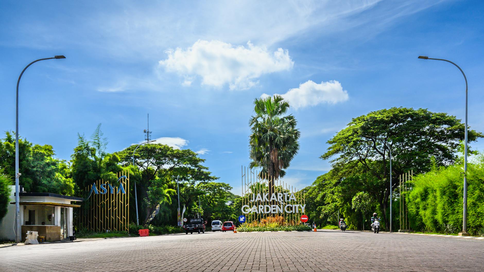 Tim ahli melakukan uji tanah profesional di Denpasar untuk proyek konstruksi, memastikan keamanan dan kualitas tanah.